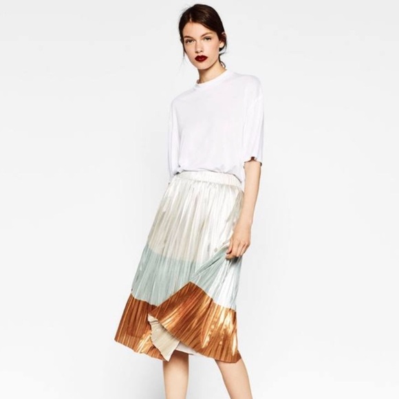 SOLD - NWT Zara Metallic Colorblock A-Line Skirt - Picture 2 of 5
